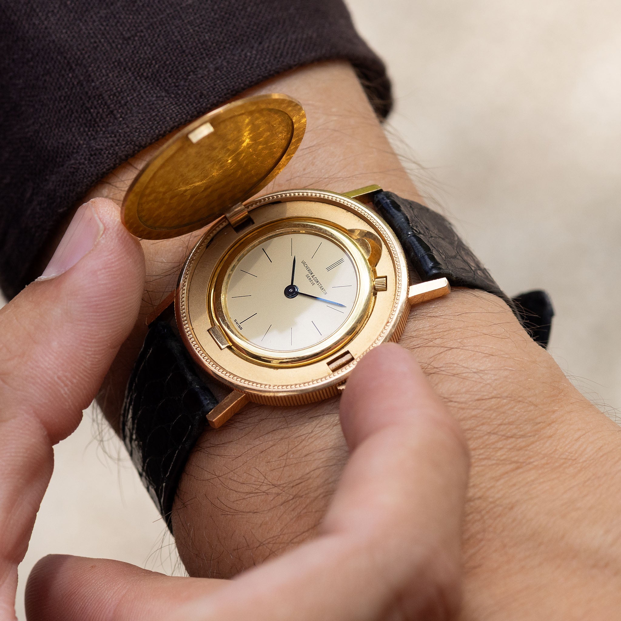 Vacheron Constantin Coin Watch in 18k Yellow Gold 4928