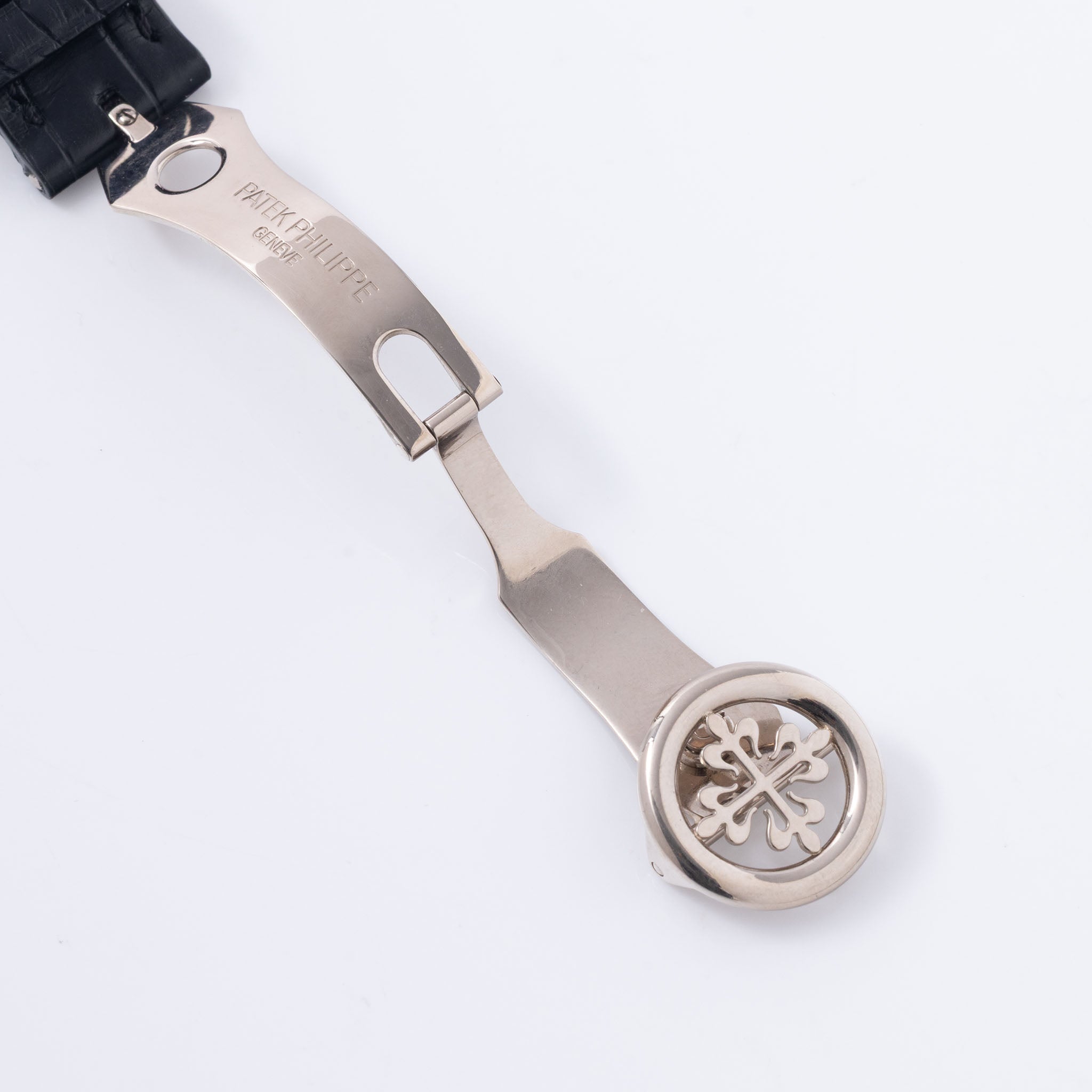 Patek Philippe Perpetual Calendar 5140G in 18k White Gold Opaline dial with Box and Extract of Archives