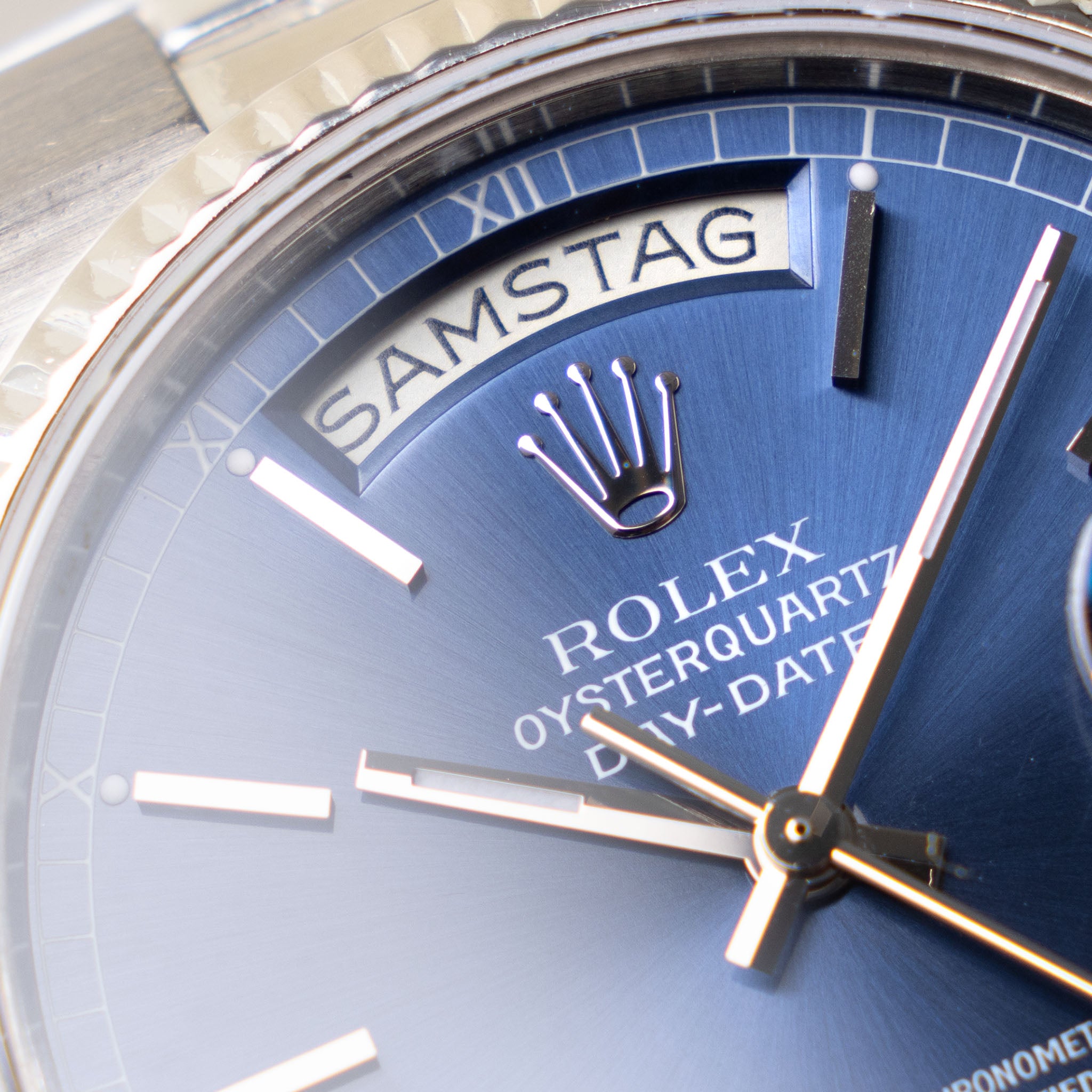 Rolex Day-date "Oysterquartz "in 18 k white gold blue dial ref 19019