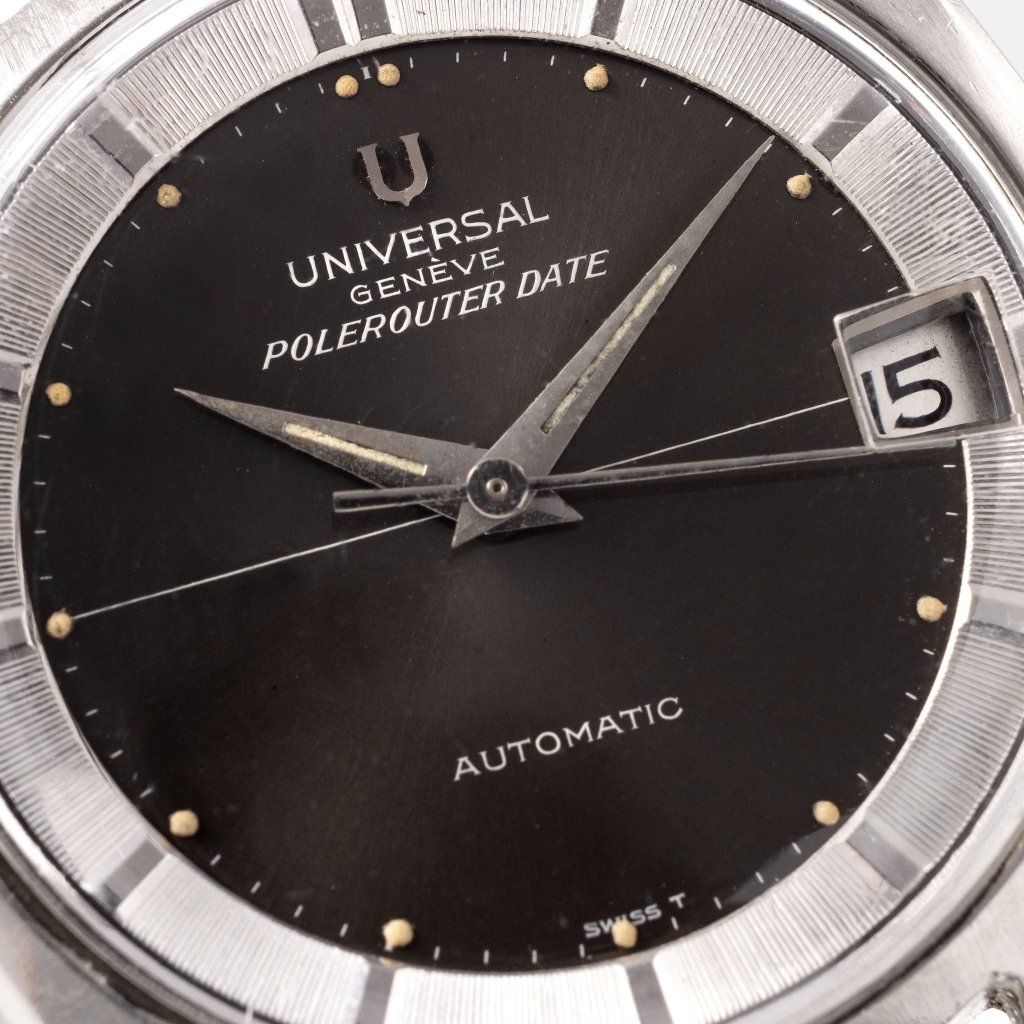 Universal clearance polerouter date