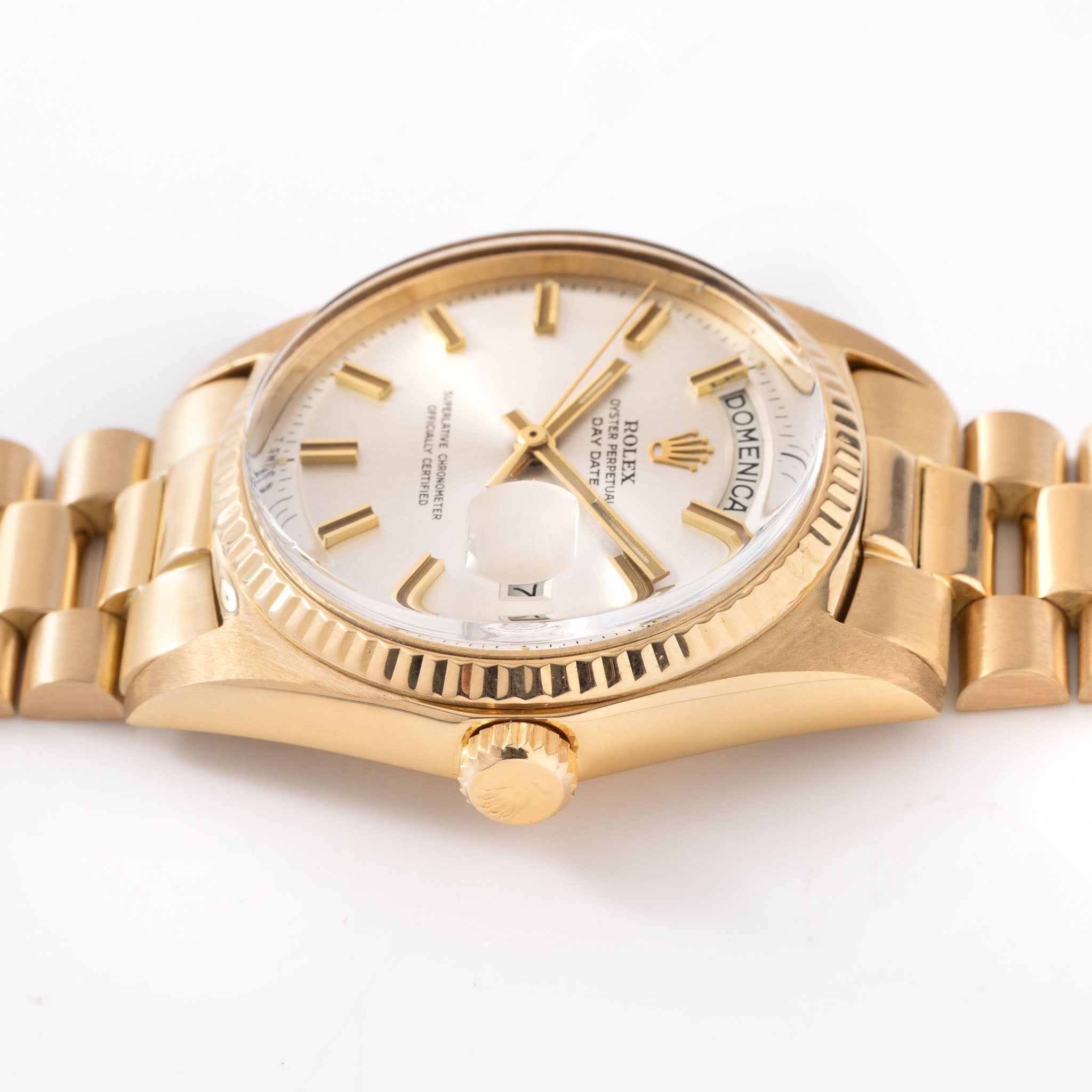 Rolex Day-date silver wideboy dial in 18 k yellow gold ref 1803