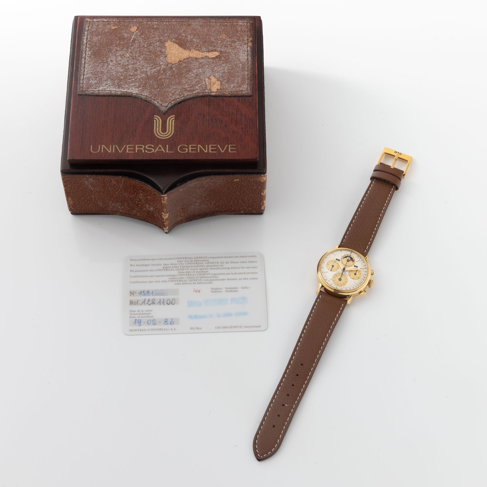 Universal Genève Tri-Compax in 18k Yellow Gold with Original Box and Guarantee Paper Ref 1.281.100