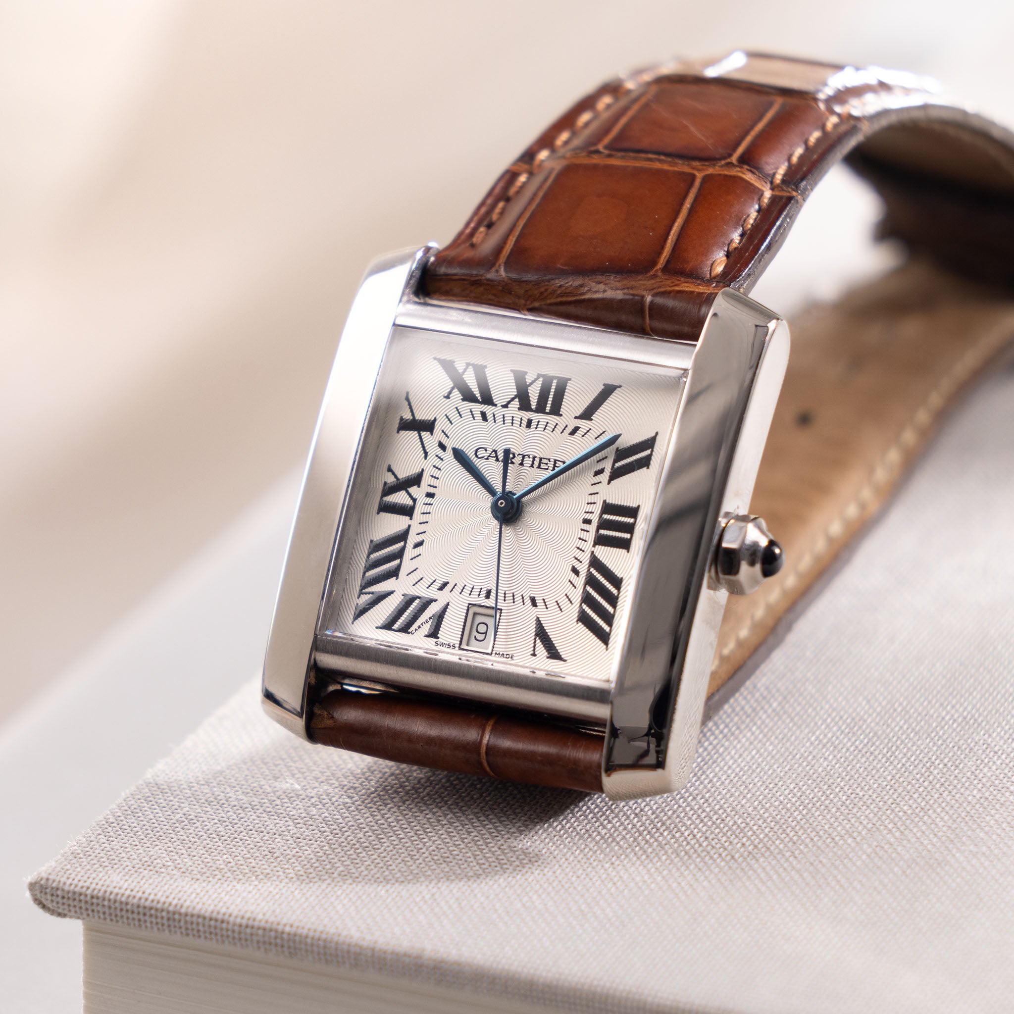 Cartier tank francaise online leather strap