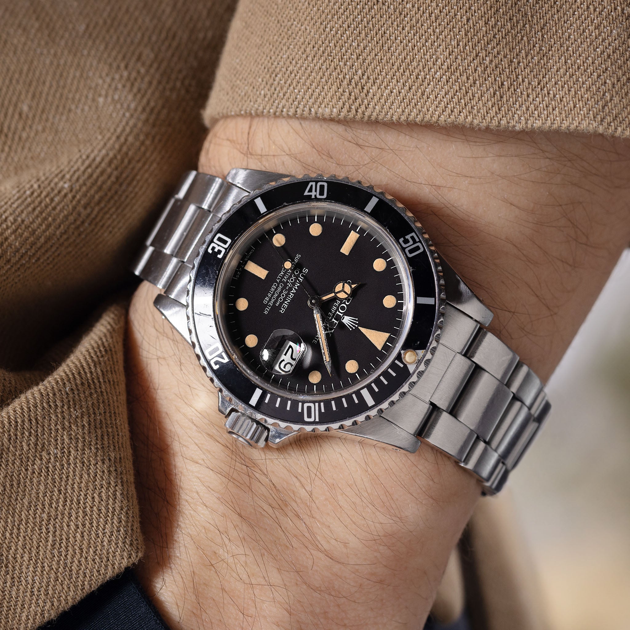 Rolex submariner service hot sale