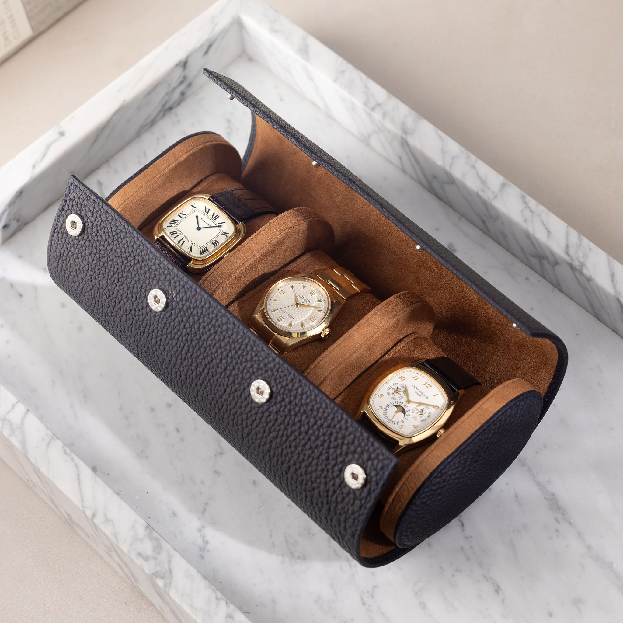 Oval 3 Watch Black Leather Watch Box