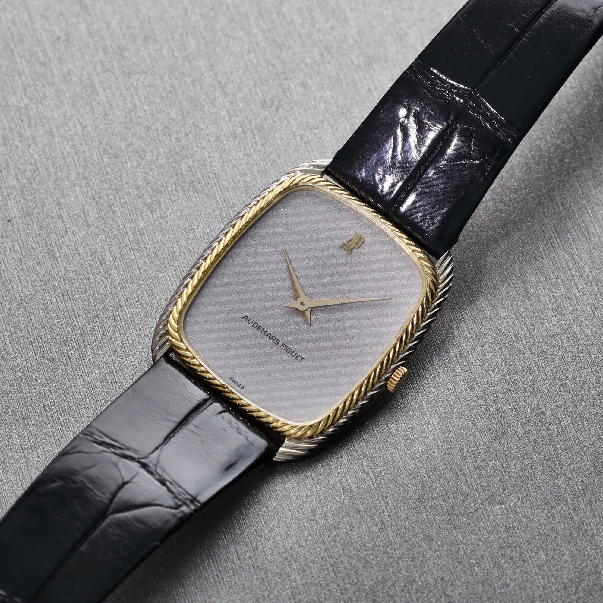 Audemars Piguet Rope Dresswatch in 18K Gold Ref. 4157CA - Incoming