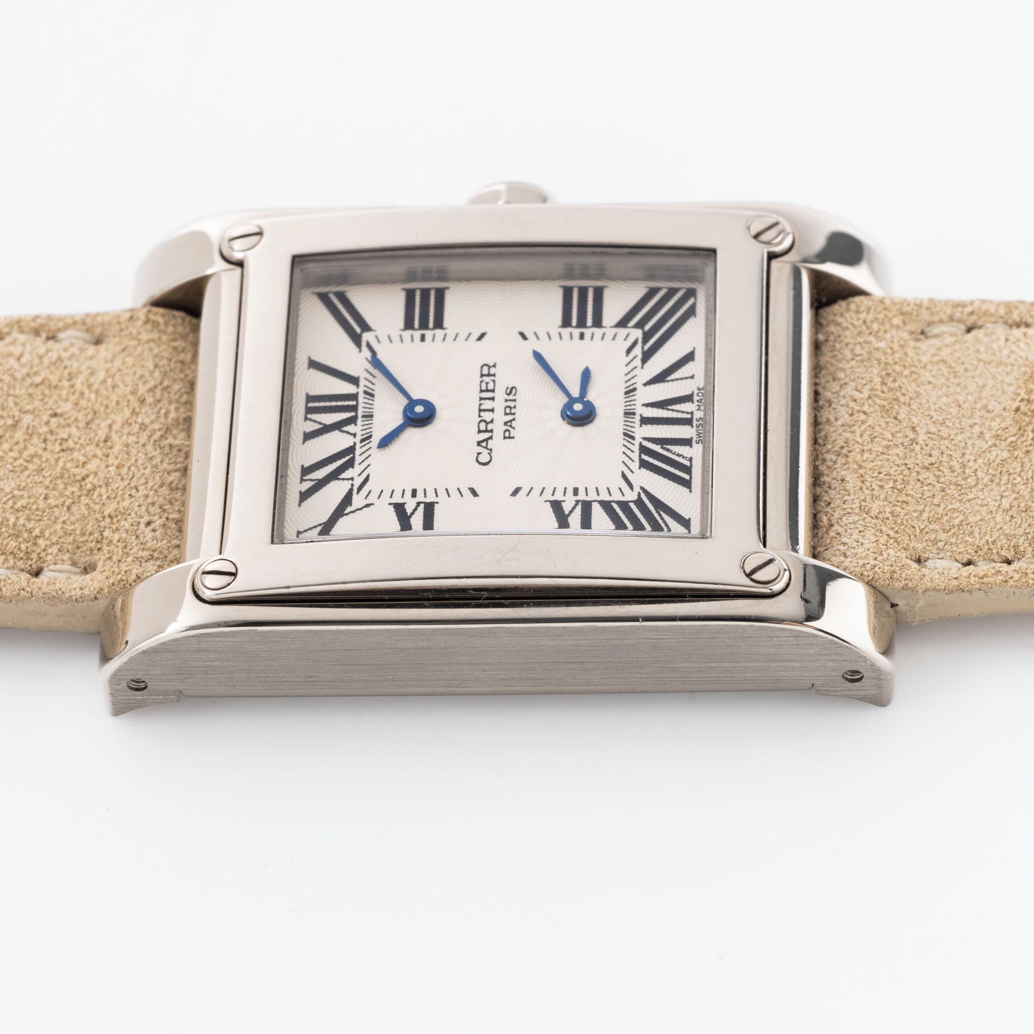 Cartier tank a vis dual online time