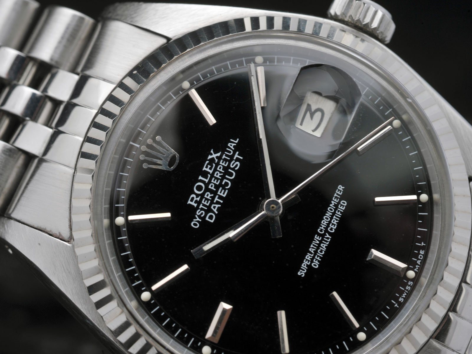 GLOSS BLACK DIAL ROLEX DATEJUST 1601