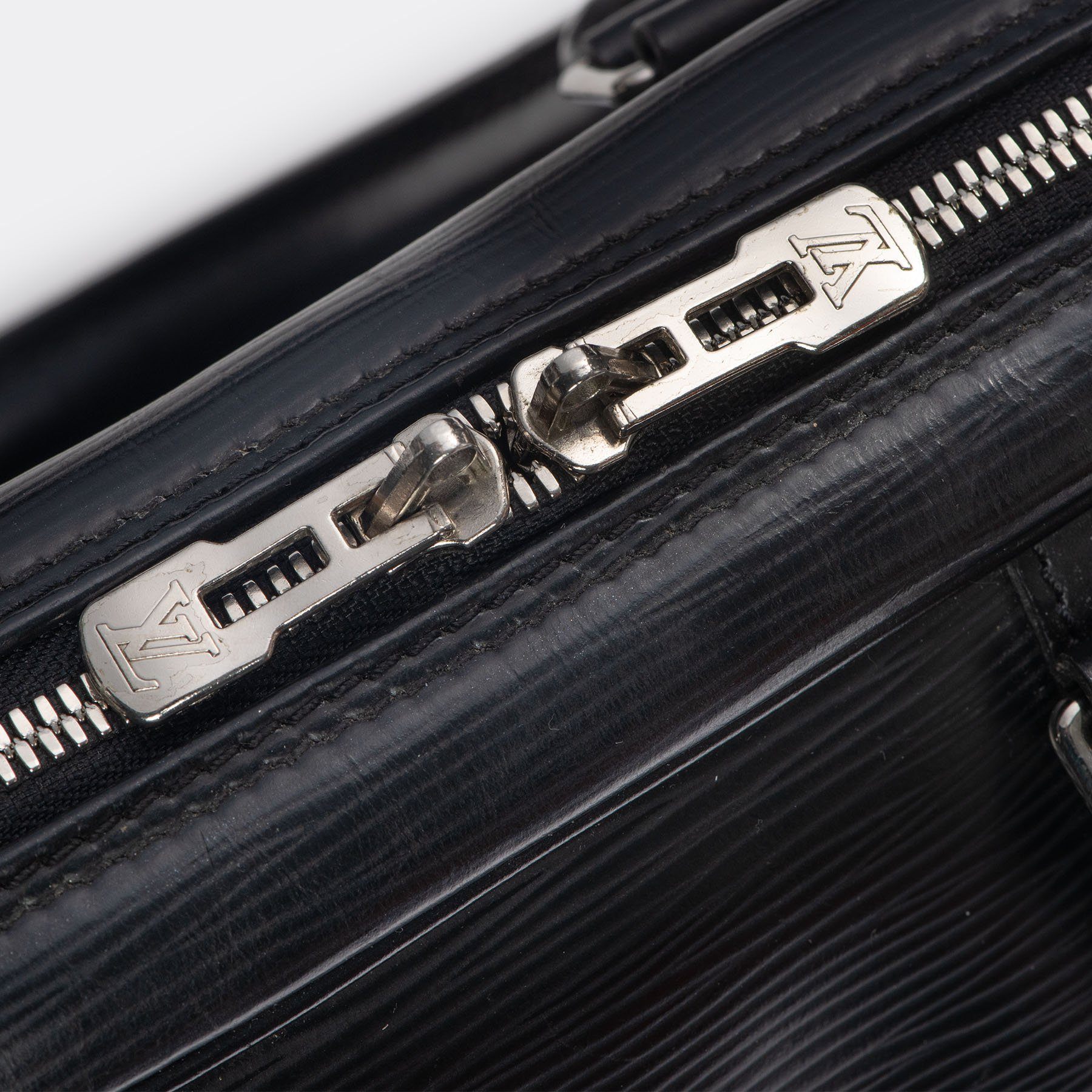 Louis Vuitton Bassano GM Epi Noir Black Work Bag Briefcase