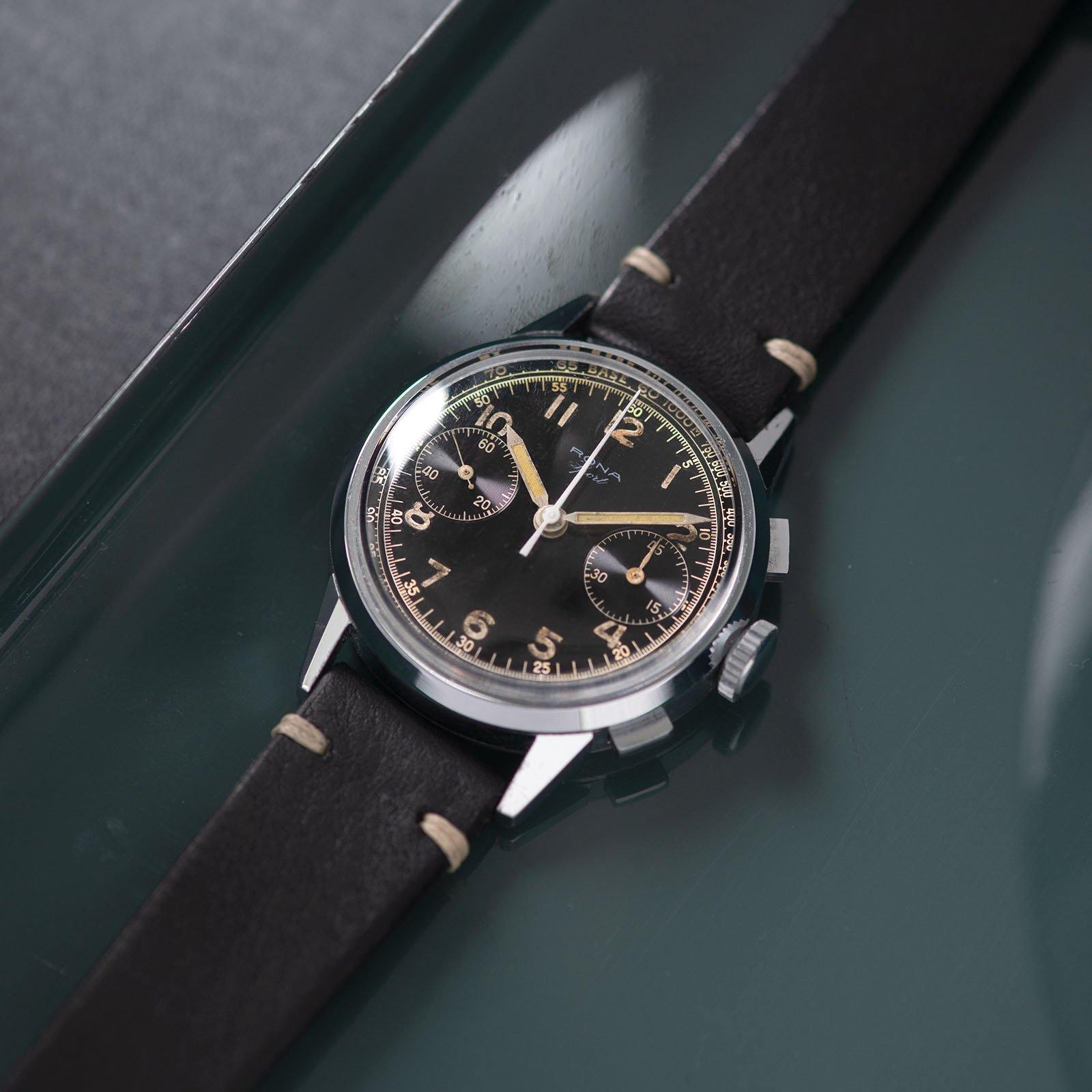 Large Rona Sport Ref 1505 1950s Gilt Scale Chrono