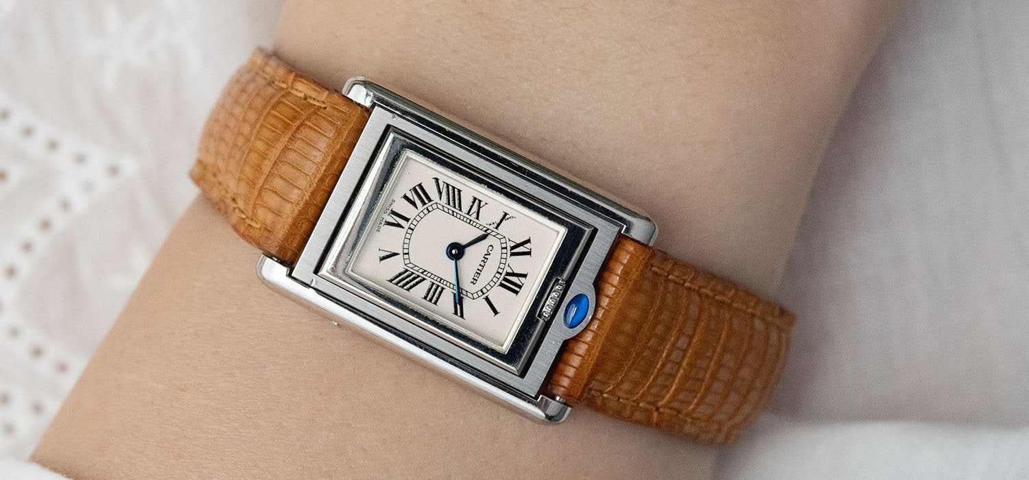 Cartier tank basculante on sale gold