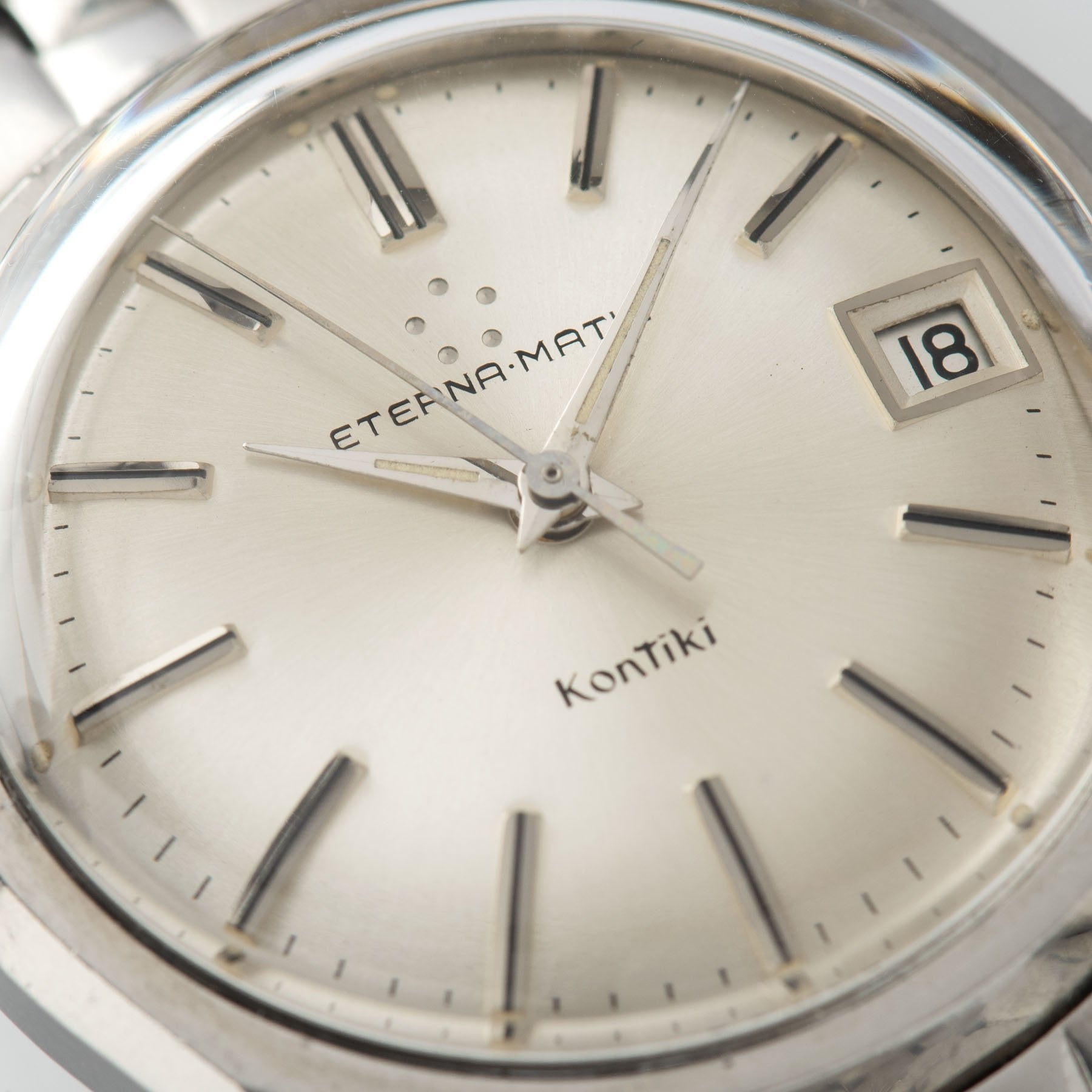 Eterna on sale kontiki automatic