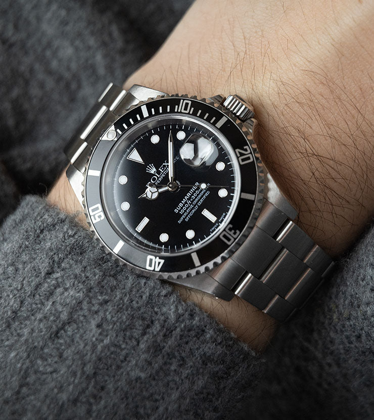 Rolex submariner date on wrist hot sale