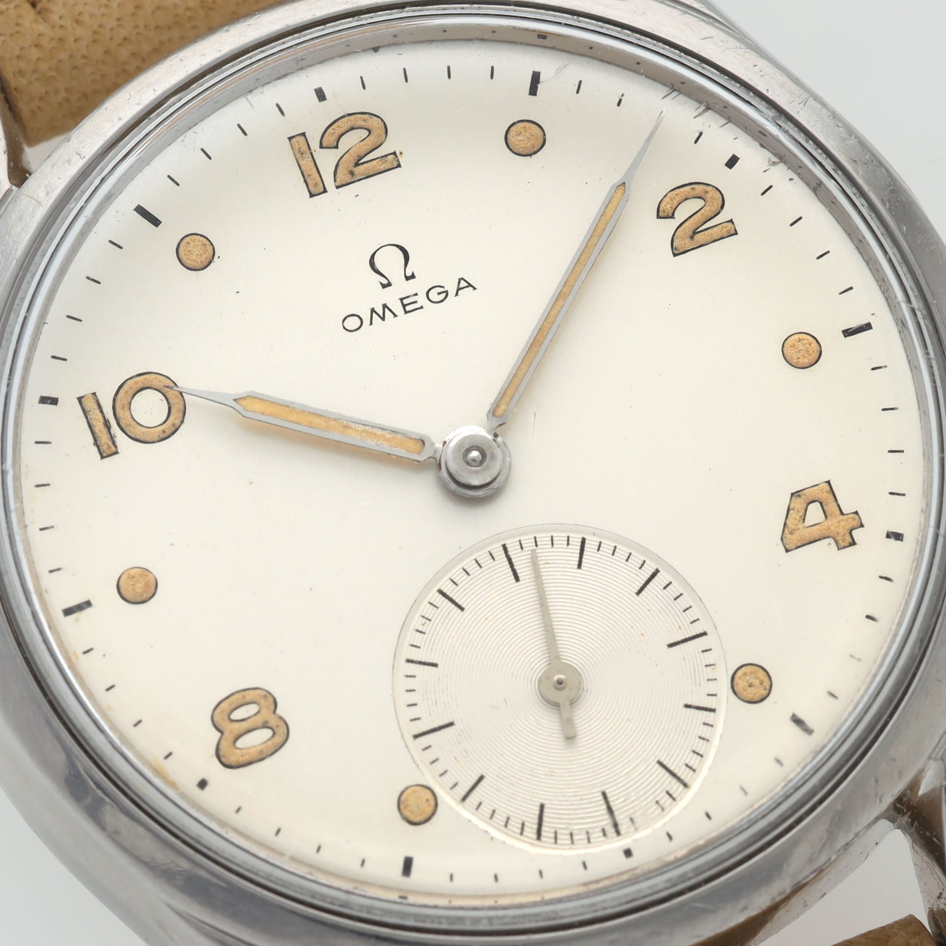 Omega Steel Dress Watch 2639-5 Radium Arabic Hours