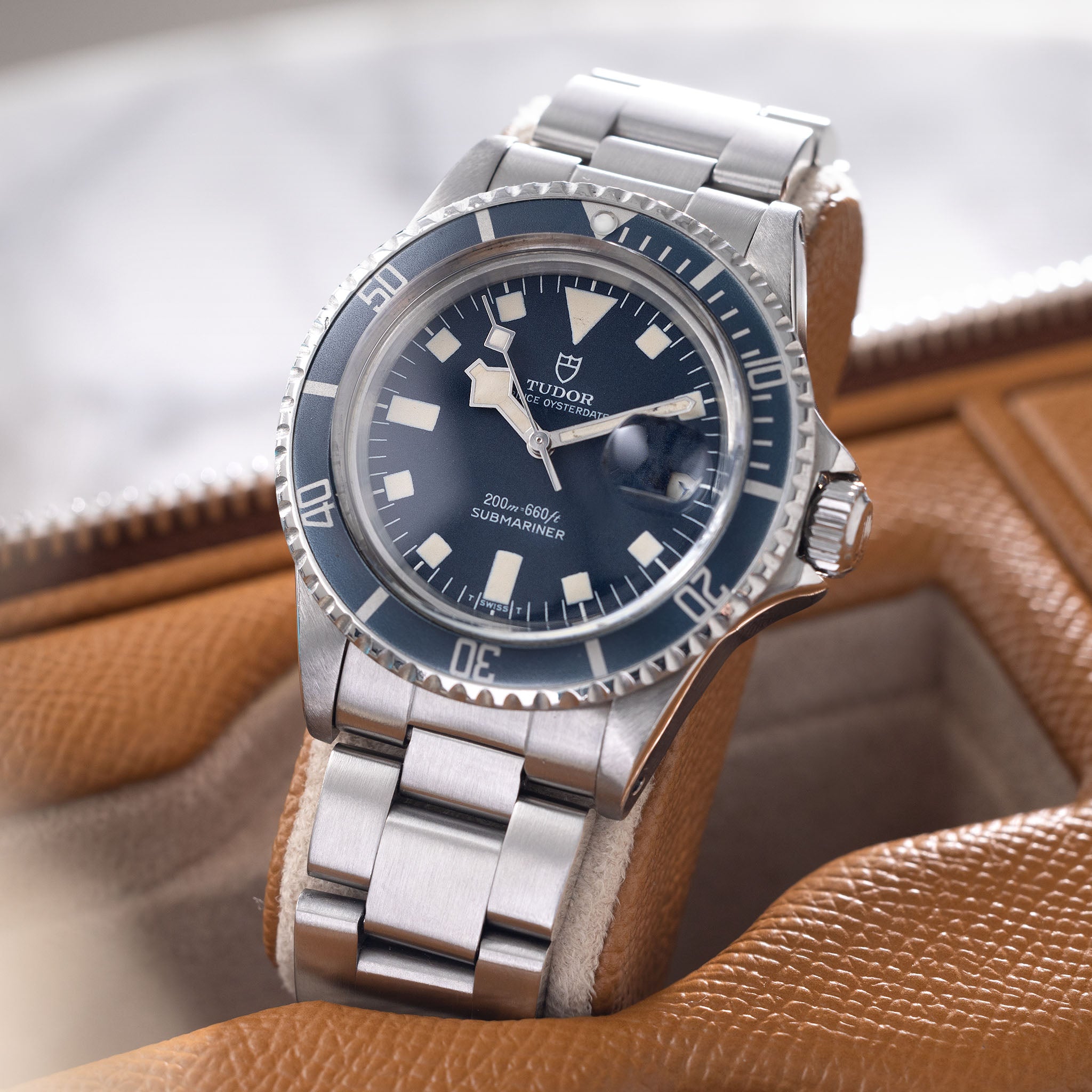 No Date Tudor 9401 Blue Tudor Submariner No Date Top