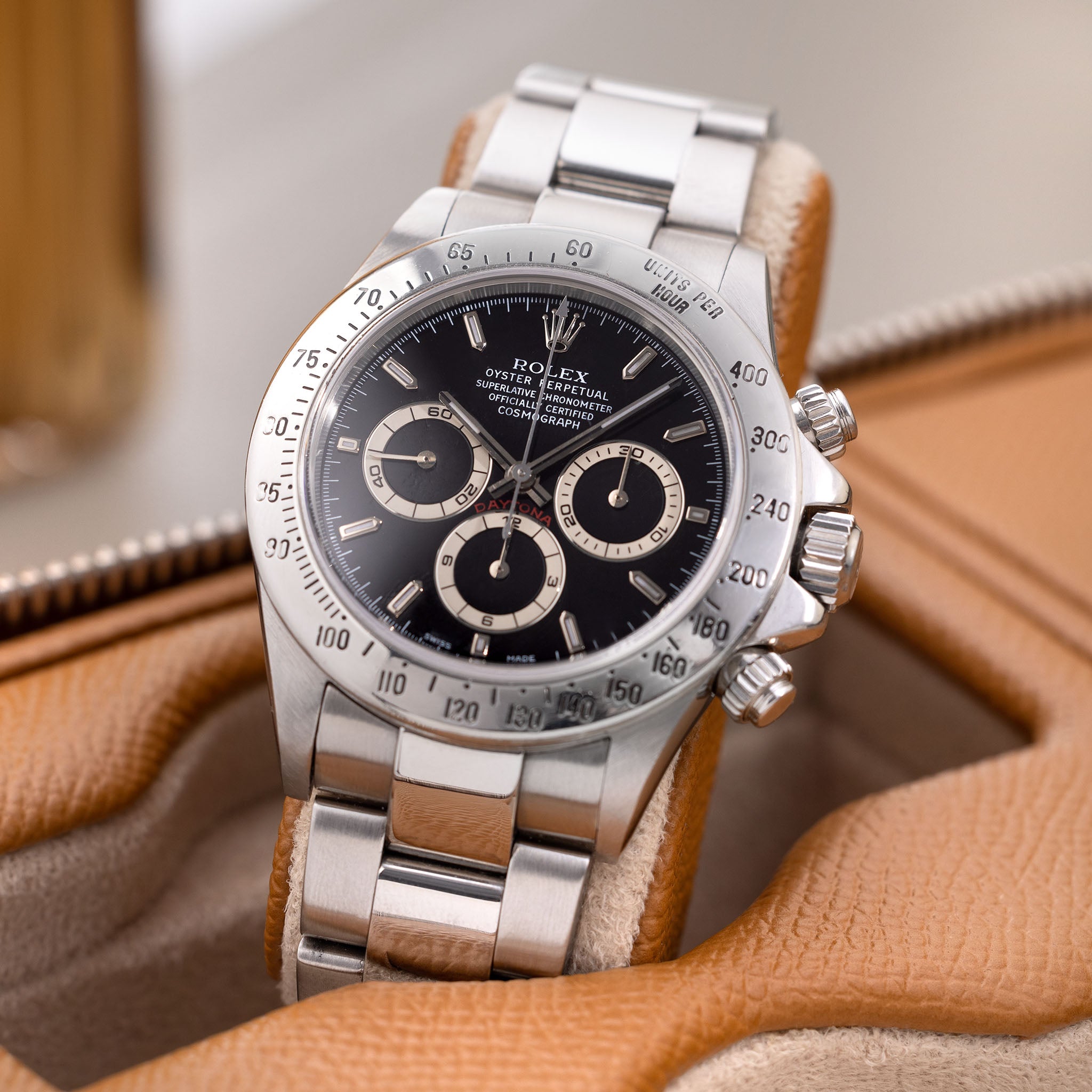 Rolex Cosmograph Daytona 16520 A Series Black Dial