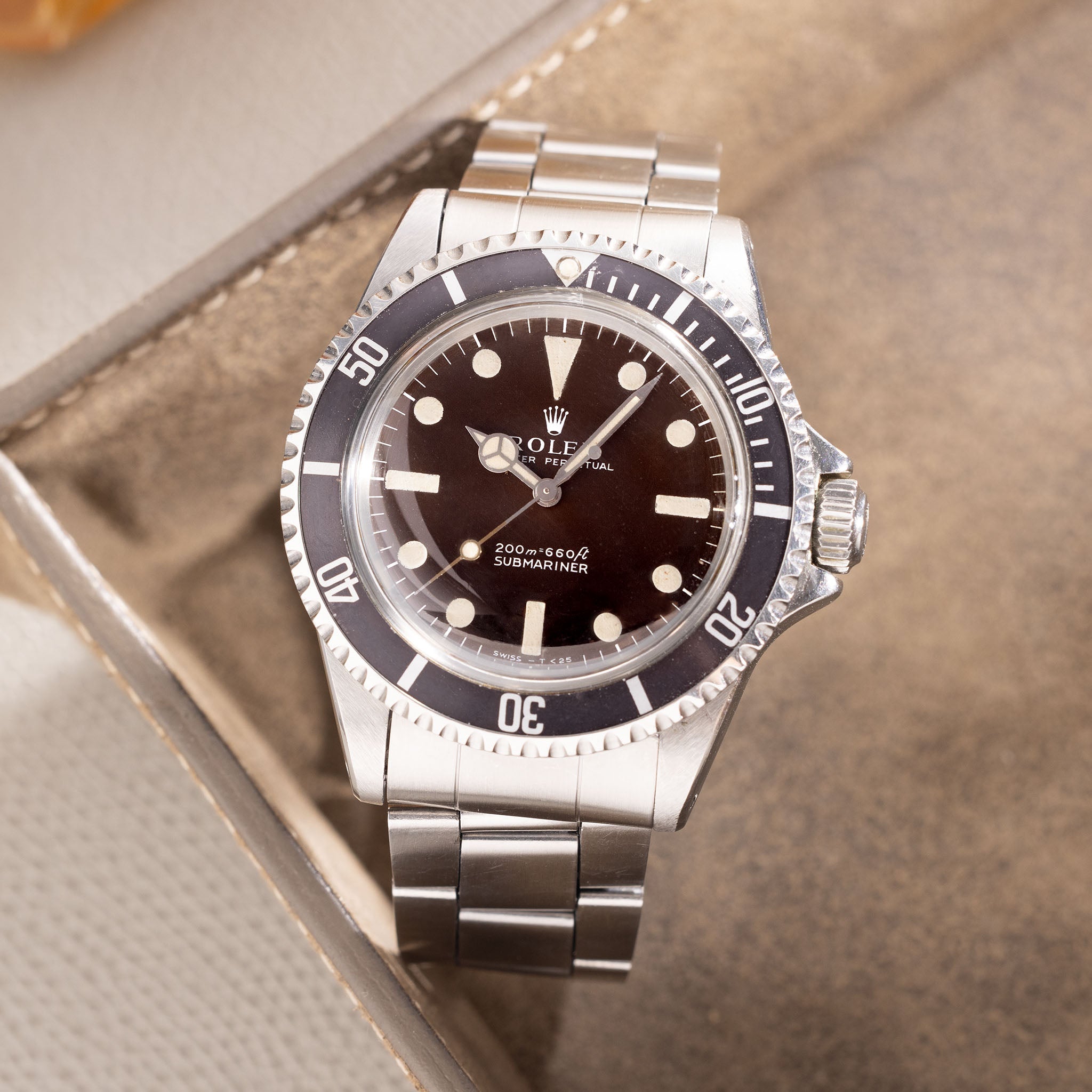 Rolex hot sale submariner tropical