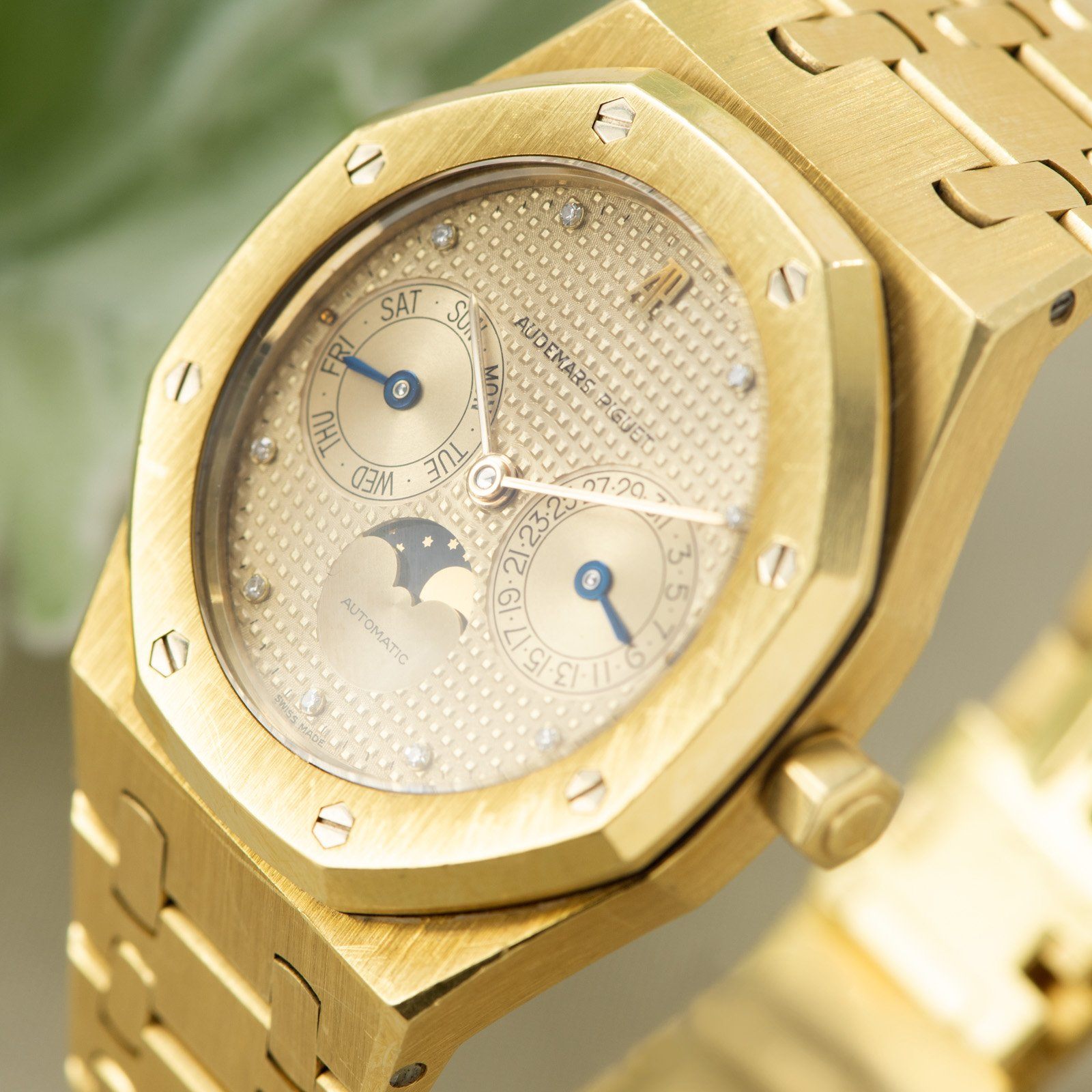 Audemars Piguet Royal Oak Yellow Gold Day Date 25594BA rare diamond di