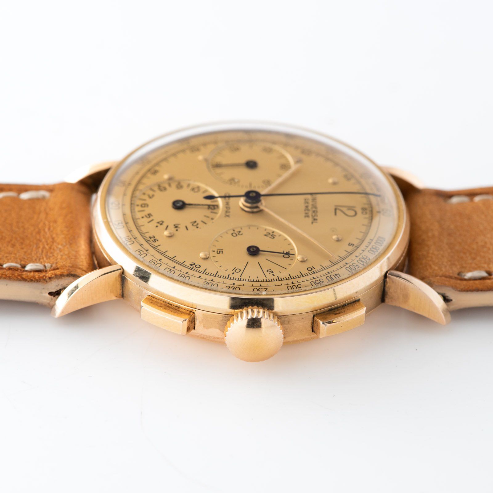 Universal Geneve Chronograph Tri Compax 18kt Rose Gold with square pushers
