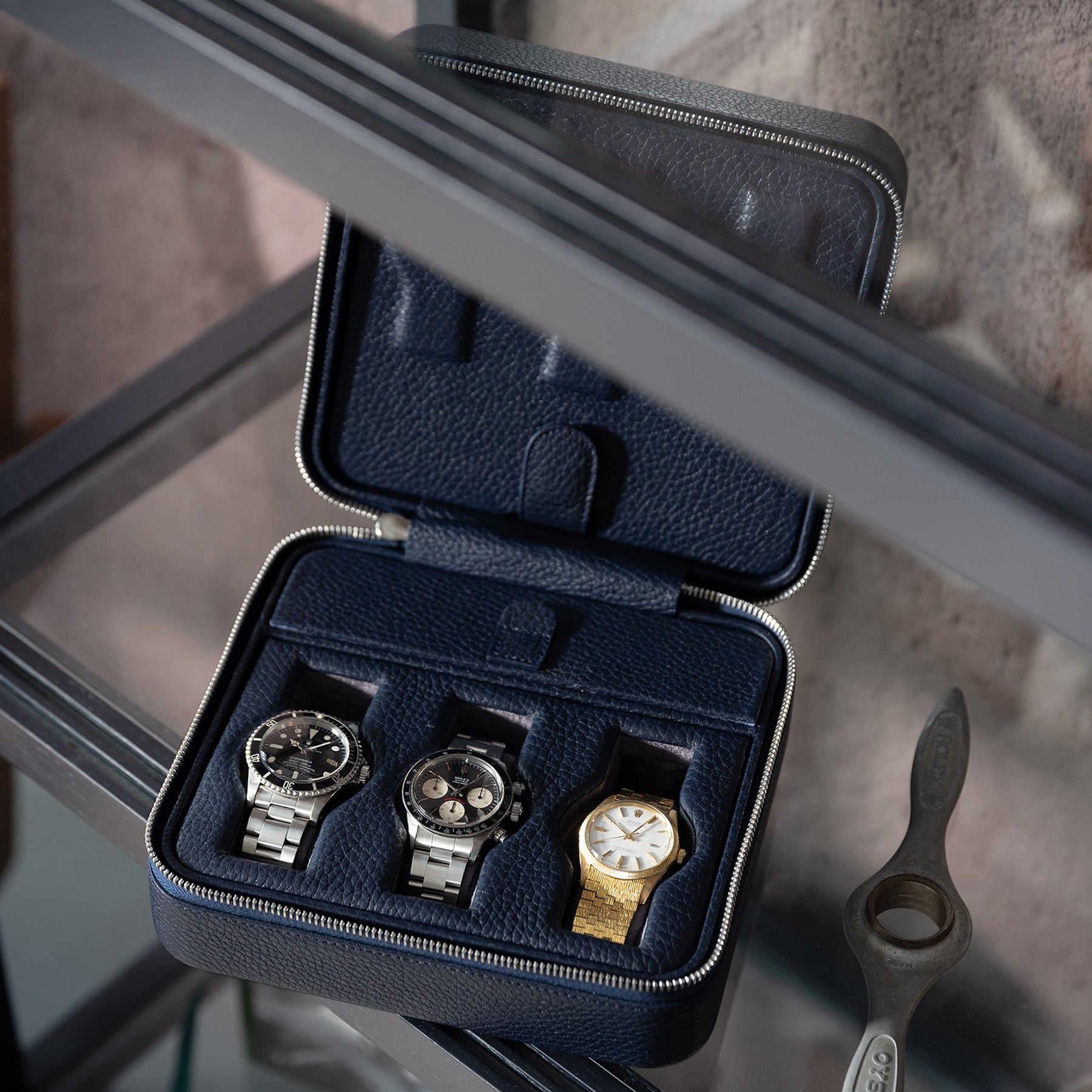 Rich Blue Medium Luxury Leather Watch Box