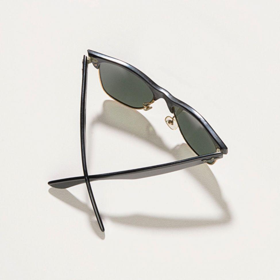Vintage Ray-Ban W1272 Black Wayfarer Max Sunglasses
