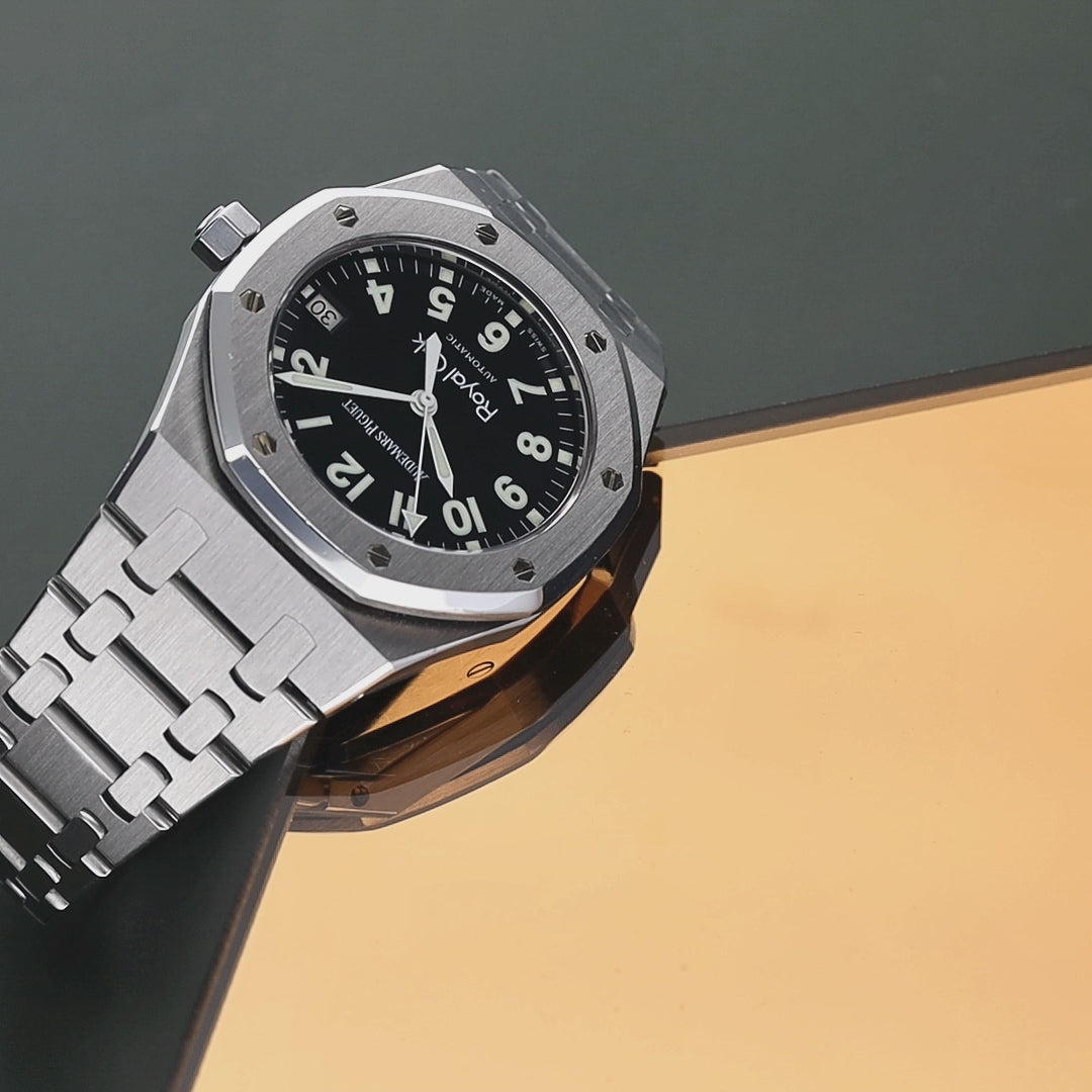 Audemars Piguet Royal Oak 14790ST Steel Military Dial